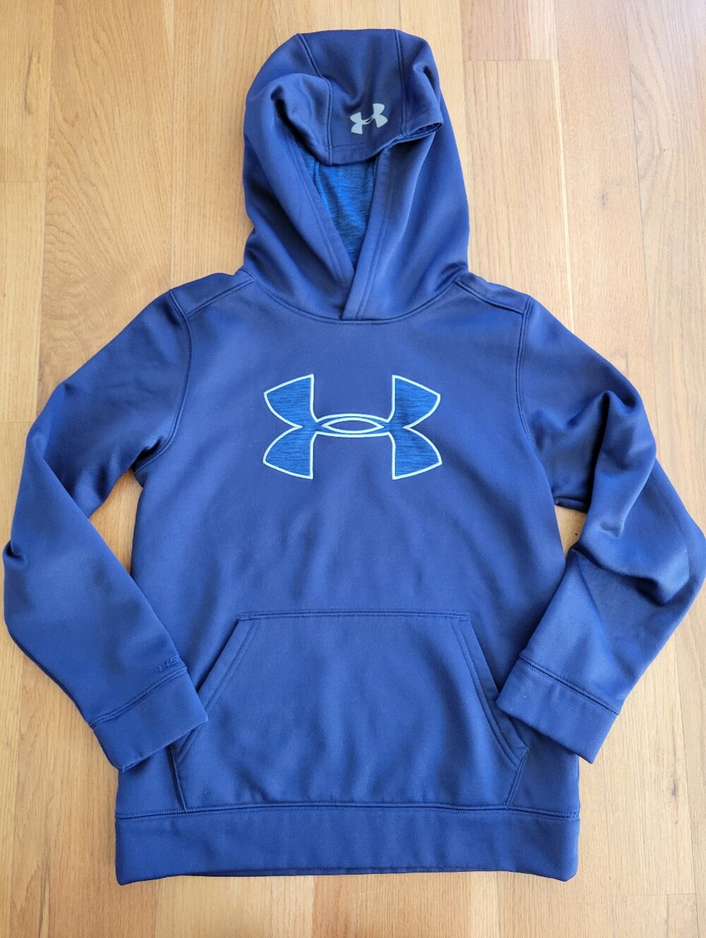 Boys size youth medium Under Armour Blue Hoodie